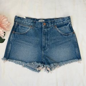 Wrangler Festival Shorts Tidal Wave NWT